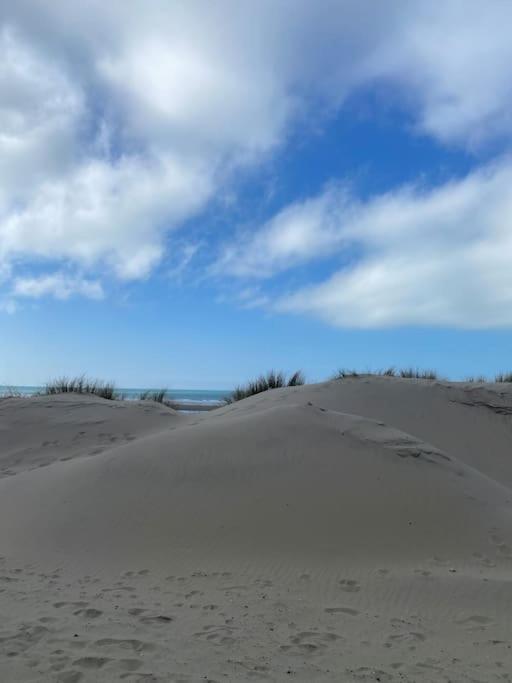 Studio Entre Mer Et Dunes Avec Balcon Vue Laterale Mer 50M Plage Pour 3 Pers Wifi Menage Compris Fort-Mahon-Plage Ngoại thất bức ảnh