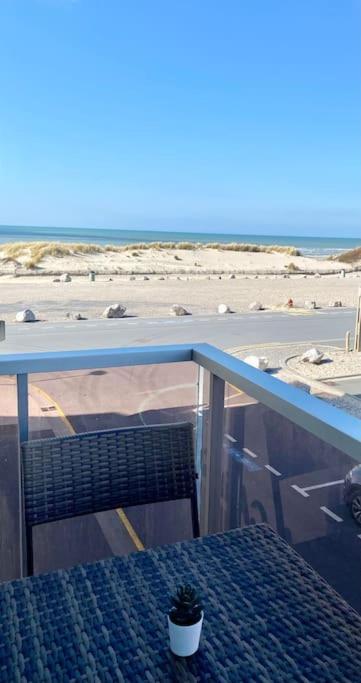 Studio Entre Mer Et Dunes Avec Balcon Vue Laterale Mer 50M Plage Pour 3 Pers Wifi Menage Compris Fort-Mahon-Plage Ngoại thất bức ảnh